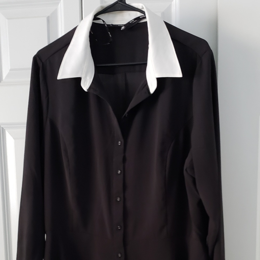 City Chic Black flare blouse with white collar .